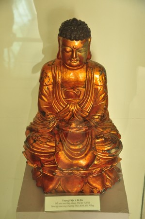 Tượng phật Adida