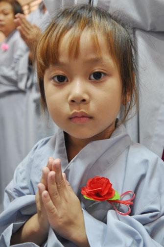 Lễ Vu Lan: Ai c&ograve;n cha mẹ... xin đừng thờ ơ!