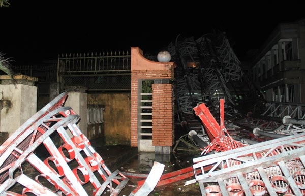 b&atilde;o số 10; cột ph&aacute;t s&oacute;ng; Đồng Hới