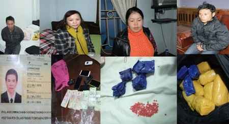 2 cặp đôi bị bắt cùng tang vật