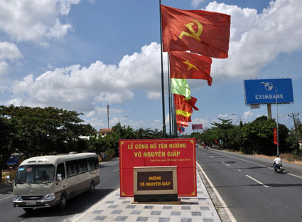 Announce roads named after Vo Nguyen Giap, Truong Sa, Hoang Sa