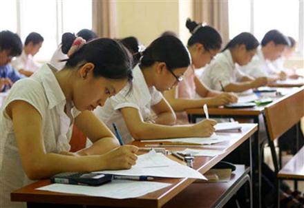 Thí sinh tham dự kỳ thi ĐH, CĐ (Nguồn ảnh: Internet