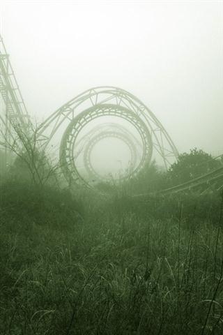 Nara Dreamland là một công viên chủ đề gần Nara, Nhật Bản. Lấy cảm hứng từ Disneyland ở California, Mỹ, công viên được xây dựng vào năm 1961