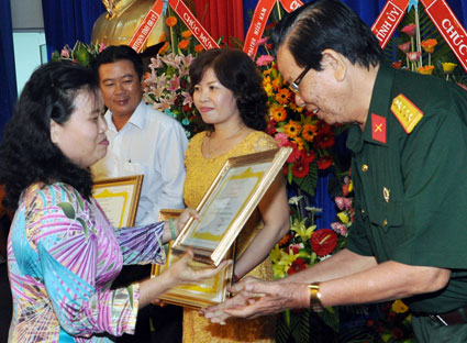 Get-together on the 89th anniversary of Vietnam Revolutionary Press Day (21-6-1925-21-6-2014)