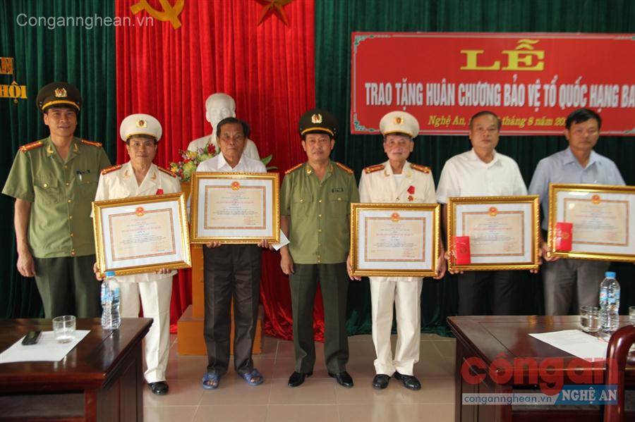 Tại lễ trao tặng