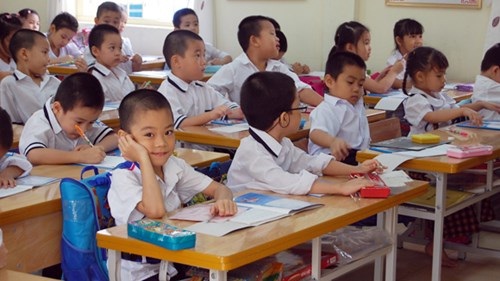 Đối với học sinh lớp 1, sau một năm áp dụng cách đánh giá mới, việc học trở nên nhẹ nhàng hơn