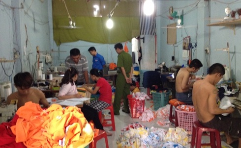 Toàn cảnh xưởng may 