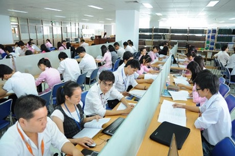 Thủ tục phức tạp khiến các nhà đầu tư nản lòng - Ảnh minh họa
