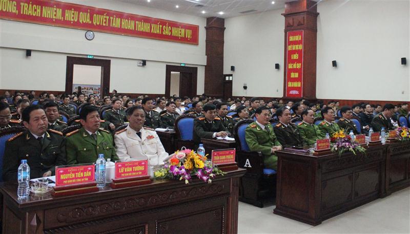 Đại biểu tham dự hội nghị