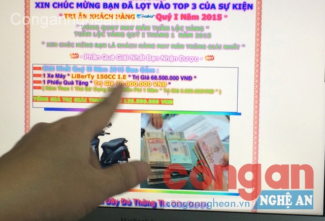 Từ tin nhắn điện thoại, các đối tượng yêu cầu “người trúng thưởng” nhập thông tin cá nhân trên các trang web để “nhận giải thưởng”