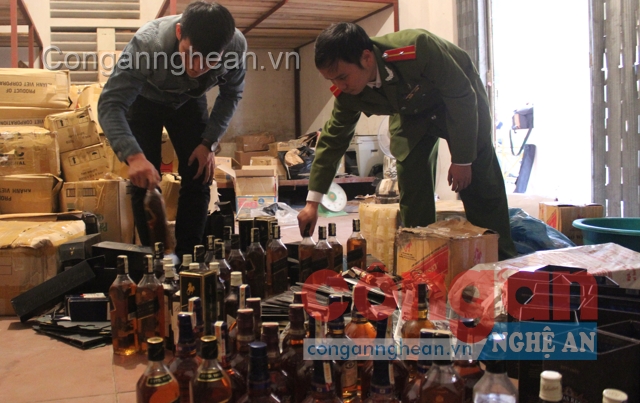 Chuyên án rượu giả được Công an TP Vinh khám phá trong đợt cao điểm tấn công trấn áp tội phạm trước, trong và sau Tết Nguyên đán Ất Mùi 2015