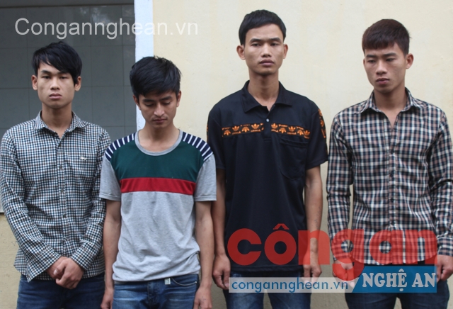 Nhóm đối tượng cùng tang vật vụ án