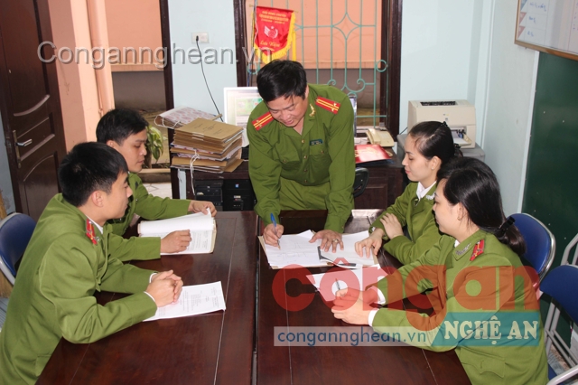 CBCS Đội Đặc doanh triển khai kế hoạch kiểm tra các cơ sở kinh doanh ngành nghề có điều kiện về ANTT trên địa bàn