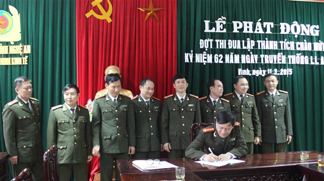 Ký kết giao ước thi đua giữa các đội