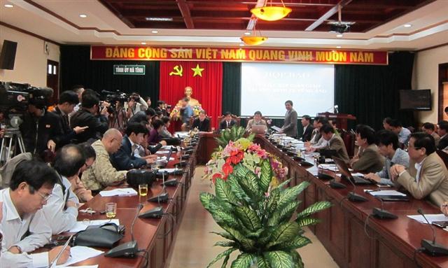 Tại buổi họp báo