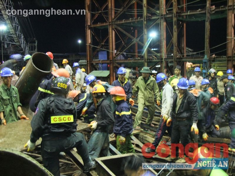 Những chiến sỹ làm việc bằng tất cả tình thương và trách nhiệm
