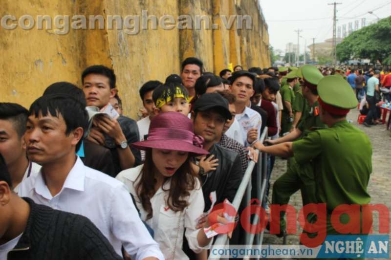 An ninh được thắt chặt 