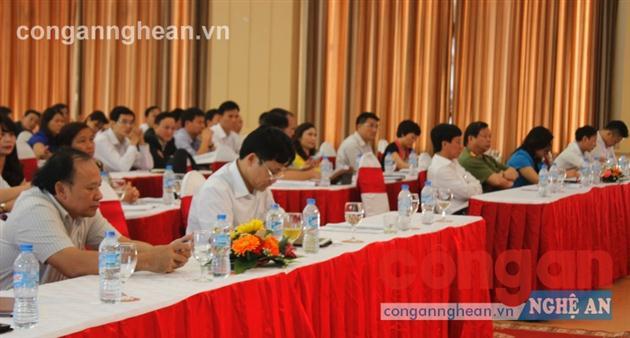 Các đại biểu tham dự Hội nghị