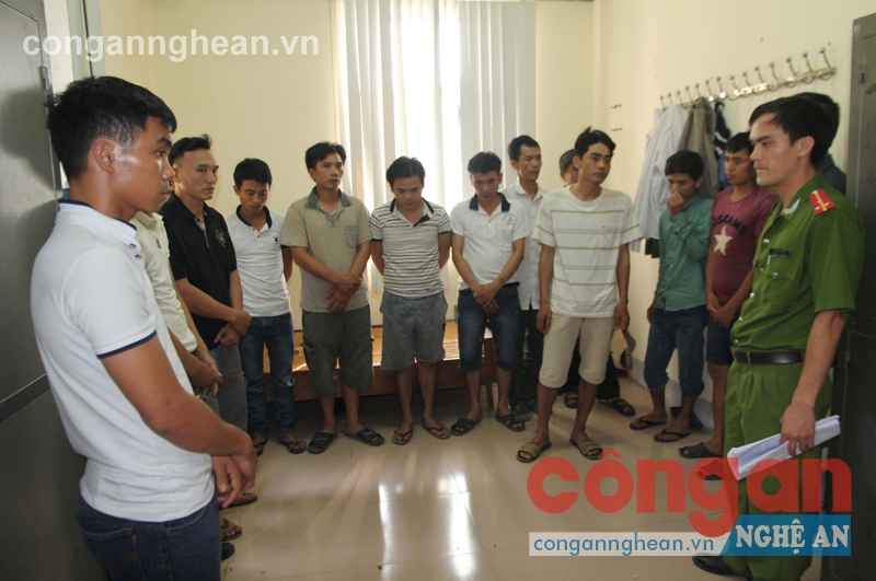 Các đối tượng bị bắt