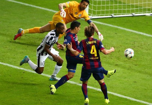 Barca đăng quang một cách thuyết phục