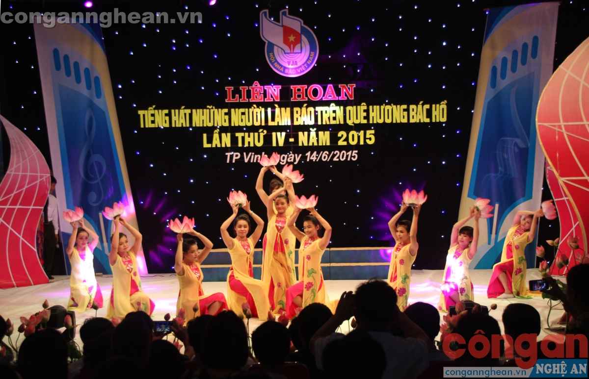 Tác phẩm múa 'Lung linh sen hồng' của Báo Công an Nghệ An đoạt giải Nhì