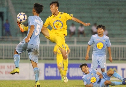 SLNA có chiến thắng nhẹ nhàng trước U17 Sanatech Khánh Hòa 