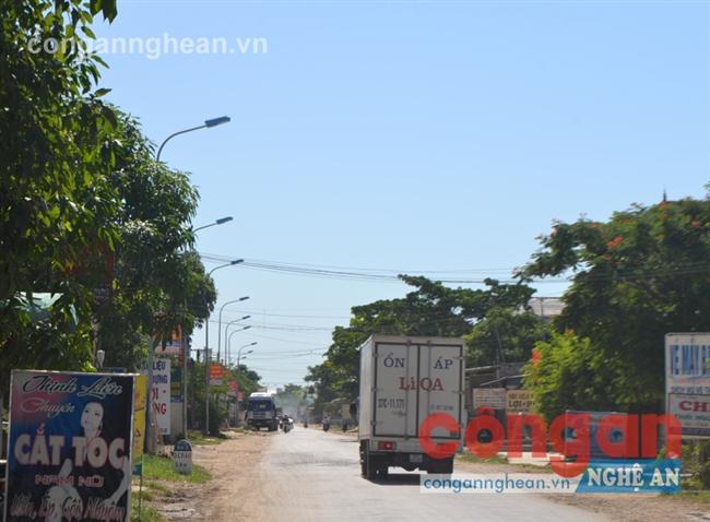 Đã 4 năm kể từ khi dự án triển khai,  đèn đường vẫn chưa một lần được chiếu sáng