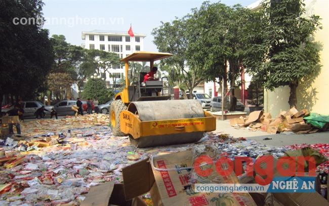 Chi cục Quản lý thị trường Nghệ An                                                                            tiêu hủy hàng hóa nhập lậu, hàng kém chất lượng