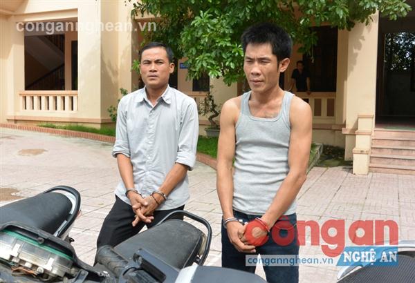 Đối tượng Nguyễn Ngọc Sơn (phải) và Nguyễn Thanh Bình