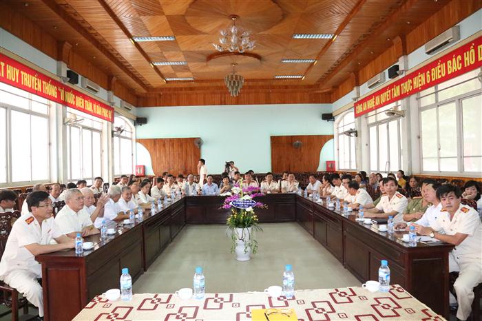 Toàn cảnh buổi gặp măt