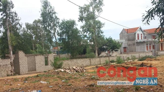 Người dân tự ý xây dựng nhà ở và các công trình dân sinh trên đất quy hoạch