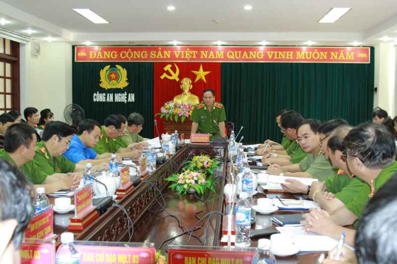 Tại buổi làm việc