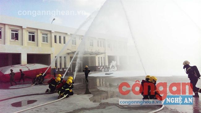 560                                  và cứu nạn, cứu hộ