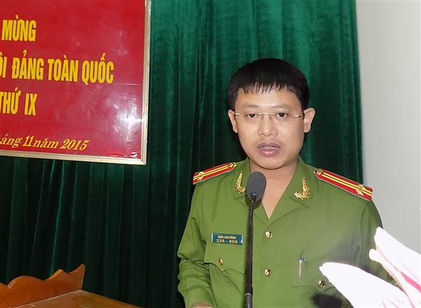 Đồng chí Trung tá Đinh Anh Dũng, Trưởng công an huyện Quỳ Hợp khai mạc tại lễ phát động