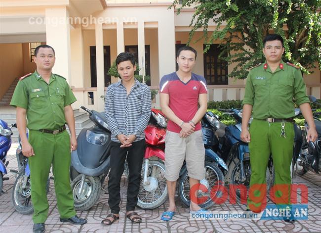 Đối tượng  Nguyễn Minh Hiếu và Trần Võ Hùng Quyền tại cơ quan công an