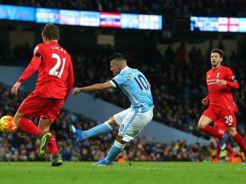 Nỗ lực của Aguero không thể tránh cho Man xanh thất thủ trước 