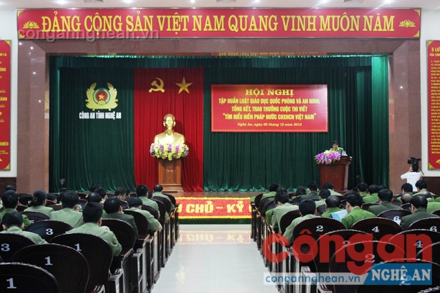 Toàn cảnh buổi hội nghị
