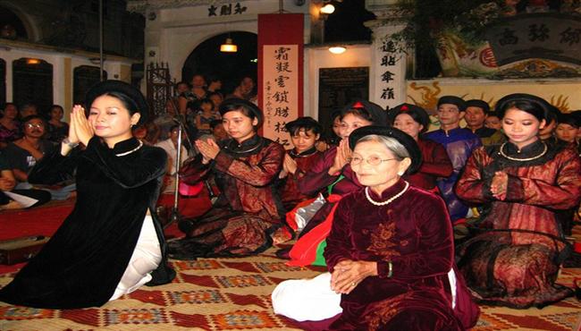 Nghệ nhân lâu năm đang chịu nhiều thiệt thòi do chưa có chính sách đãi ngộ (Ảnh minh họa)