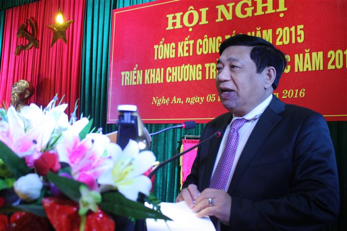 Chủ tịch UBND tỉnh phát biểu tại hội nghị IMG_9070