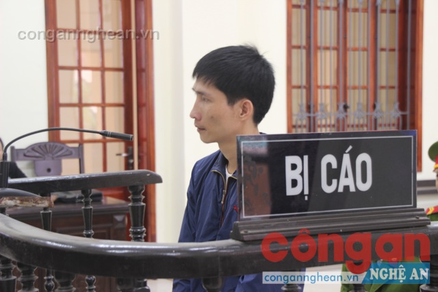 Bị cáo Lê Đức Đệ tại phiên tòa