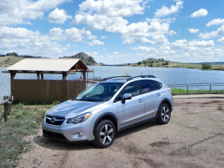 8. Subar XV Crosstrek Hybird 2015 (25.995 USD - tương đương 581,90 triệu đồng).