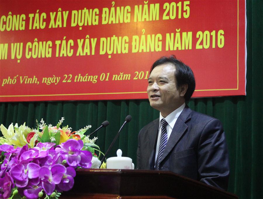 Đồng chí Hồ Phúc Hợp, UV BTV tỉnh ủy, Trưởng Ban tuyên giáo tỉnh ủy phát biểu tại Hội nghị