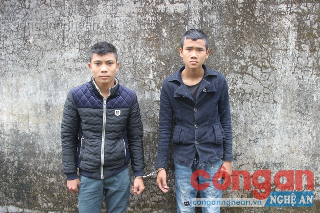 Hai đối tượng tại Cơ quan Công an 