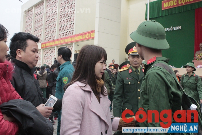 Tiễn bạn lên đường