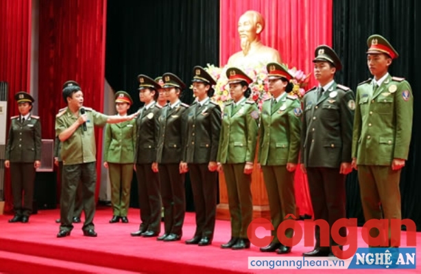 Giới thiệu về mẫu quân trang mới của 2 lực lượng An ninh và Cảnh sát