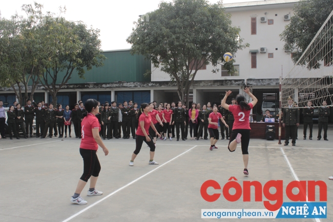 Các trận đấu diễn ra sôi nổi, kịch tính