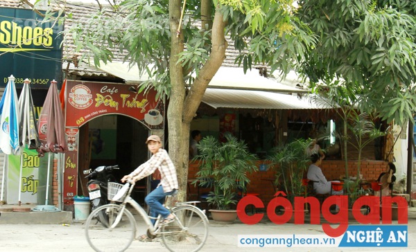 Quán cà phê Đêm Trắng, nơi xảy ra sự việc
