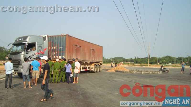 Vụ tai nạn là bài học cảnh giác cho các tài xế khi điều khiển xe