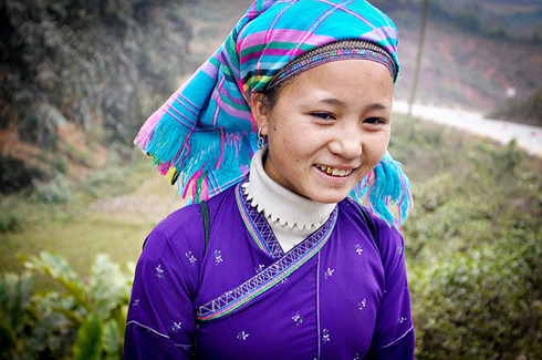 Phụ nữ Nùng (Mường Khương).