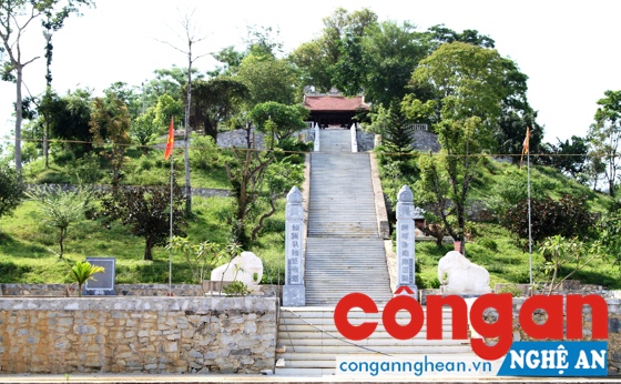 Đền Choọng - điểm đến tâm linh giữa đại ngàn